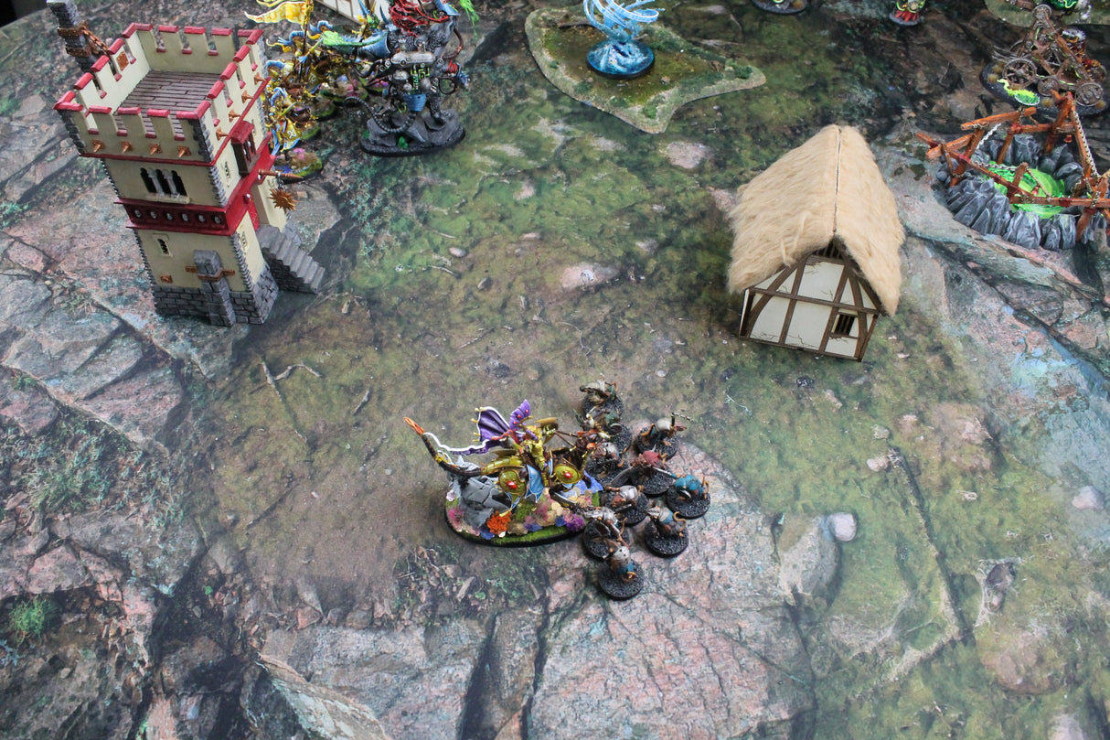 Rocky Highlands - Neoprene Battle Mat with Bag