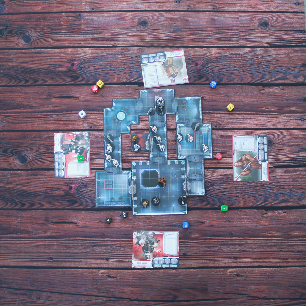 Tavern Table - 36" x 36" Board Game Mat with Bag
