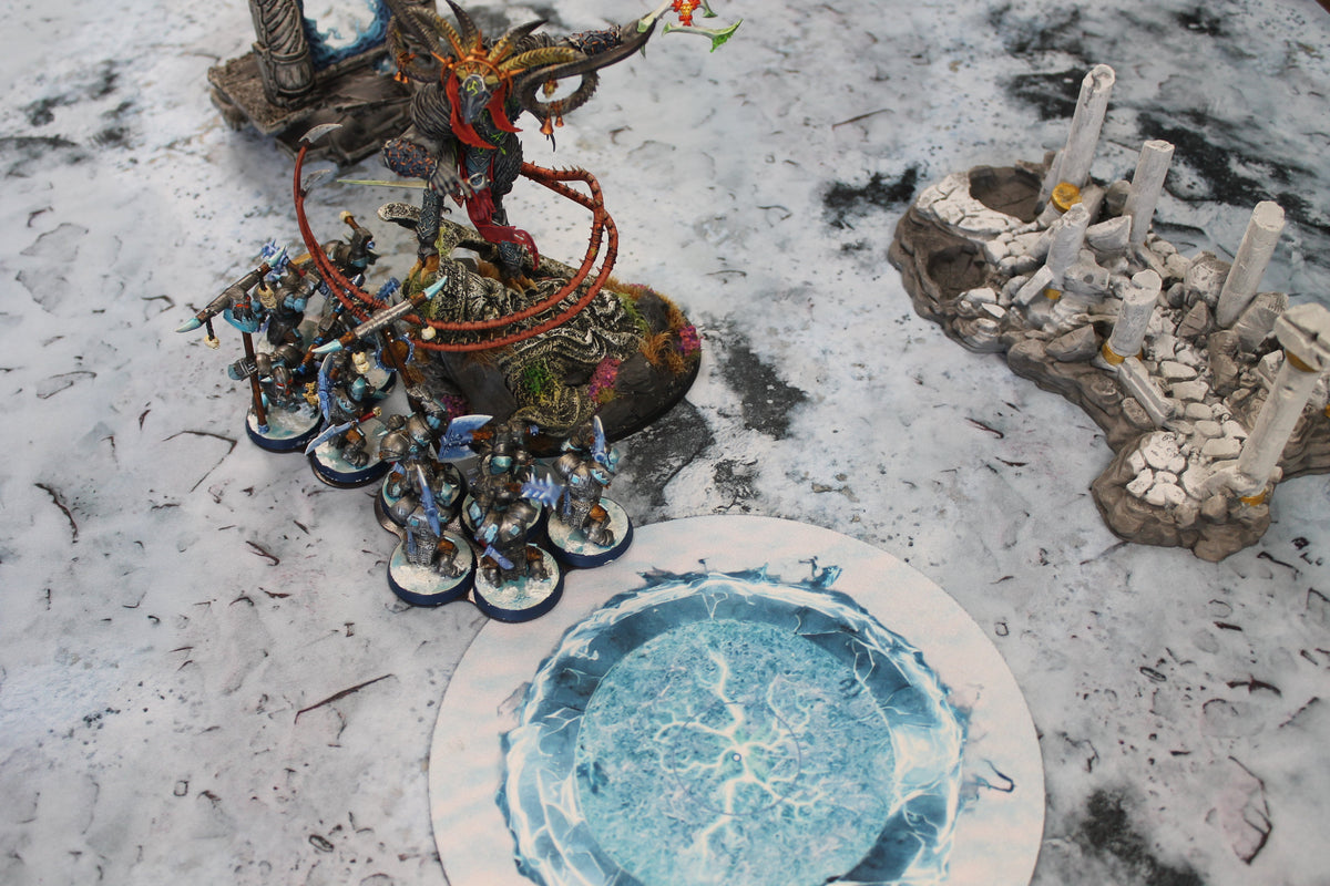 Snowy Tundra - Neoprene Battle Mat with Bag
