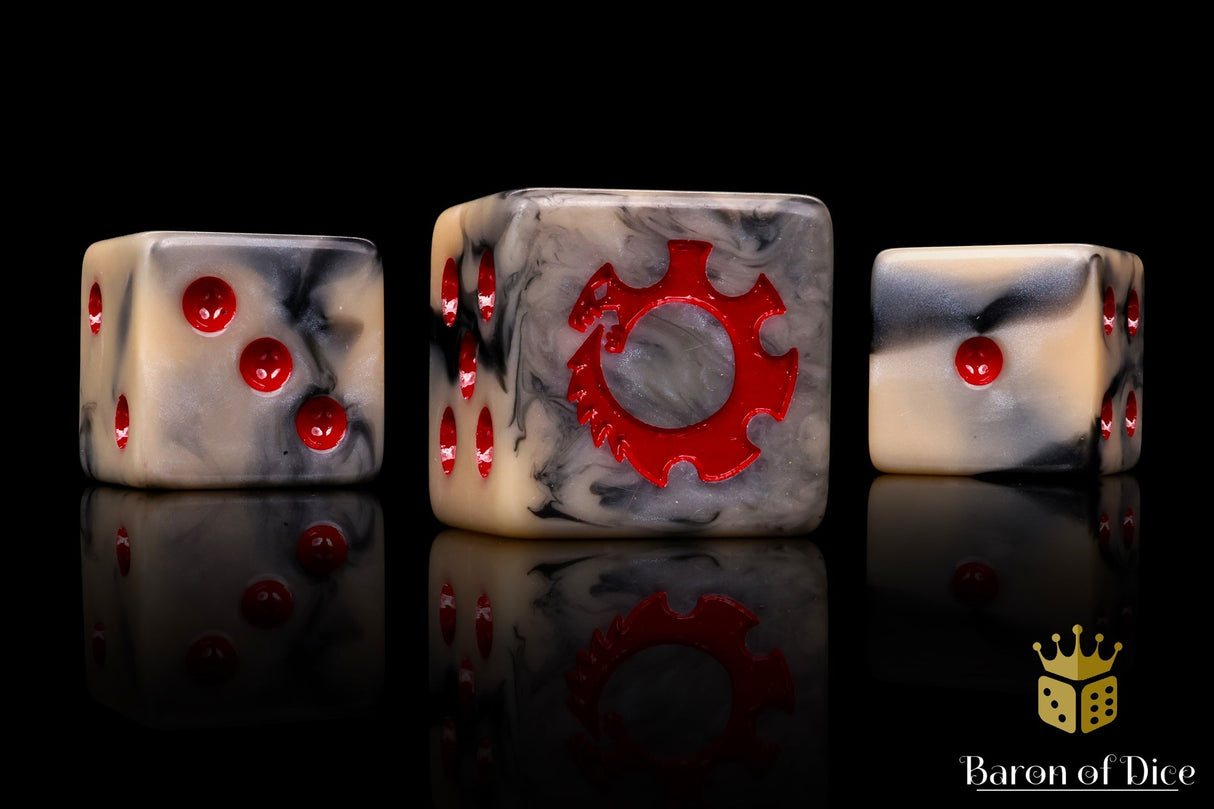 Alien Dice - Beige & Red